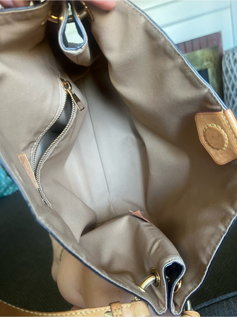 Louis Vuitton Graceful PM Bag - Picture 13 of 13
